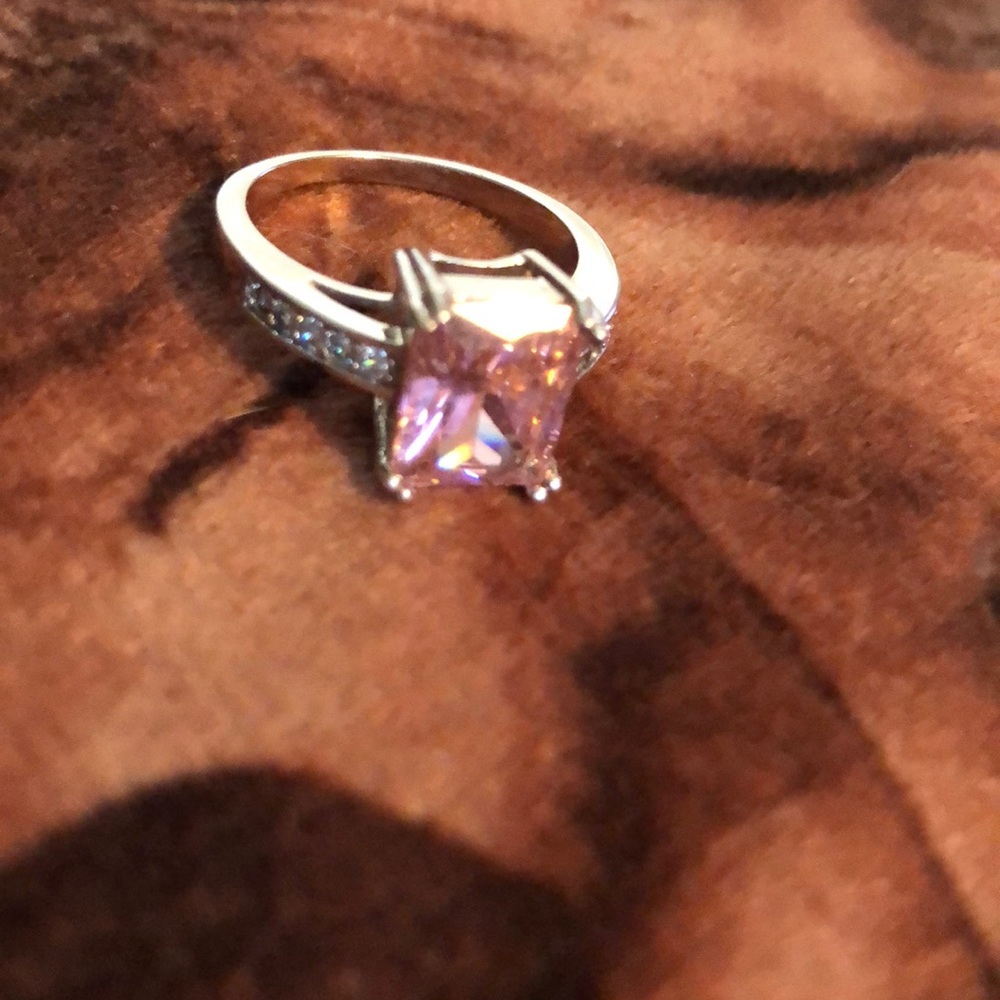 Sz 7 STAMPED “10K GF” Ring. Stones are Pink & White Cubic Zirconia! Beautiful!